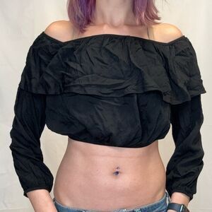 Glamorous Nasty Gal Women's Black Cropped Off-The-Shoulder Blouse S SM Small NWT